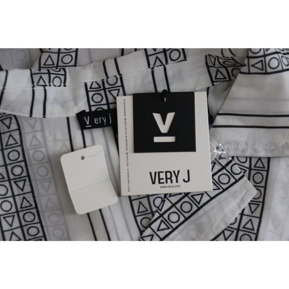 Very J Womens Size Small Large Light Wrap Shift Geometric Midi Dress White Black - Picture 6 of 6
